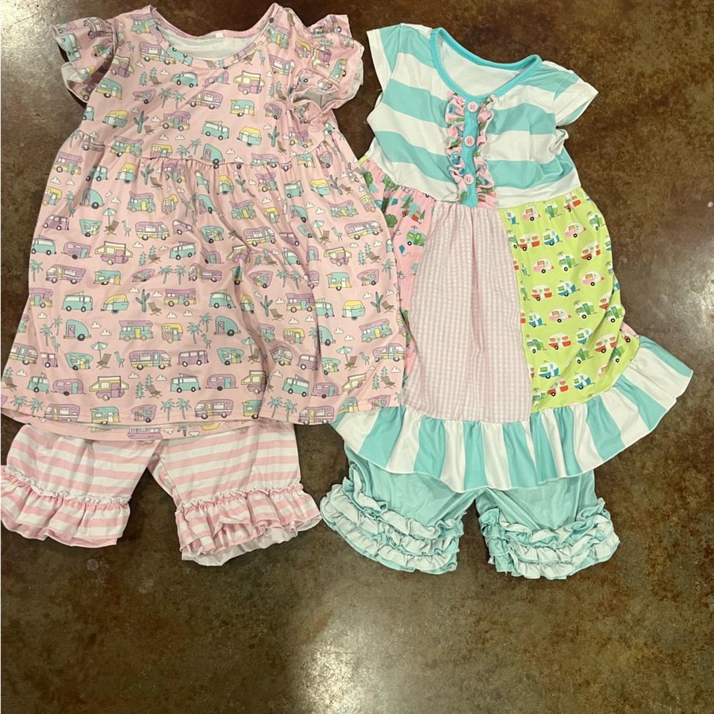 Girl (kid) size 8-9 set (2 pair) outfits. In good condition